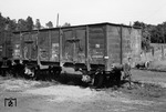 Alter holzbeplankter offener Güterwagen (T) "869 673" der SNCF in Creutzwald. (08.1959) <i>Foto: Reinhard Todt</i>