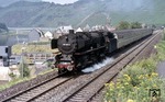 001 150 (Bw Ehrang) mit P 2452 nach Trier an der Mosel bei Neef. (05.1971) <i>Foto: Colin Brack</i>