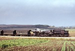 ÖBB 52.3315 (Jung, Baujahr 1944) mit GmP 71228 bei Wilpersdorf-Hobersdorf, östlich von Mistelbach in Niederösterreich. (23.09.1976) <i>Foto: Peter Schiffer</i>