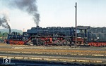 Bei der Festveranstaltung "100 Jahre Eisenbahn Lommatzsch-Nossen" trafen in Nossen 50 3539 (ex 50 2273, Baujahr 1942) und 89 6009 aus dem Jahr 1902 aufeinander. (04.10.1980) <i>Foto: Joachim Bügel</i>