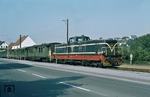 VL 0631 wurde am 17.12.1957 an die WLE in Lippstadt vom Hersteller Deutz geliefert und ist hier mit einem Personenzug in Belecke unterwegs.  (24.05.1974) <i>Foto: Dieter Junker</i>