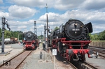 Im DDM von Neuenmarkt-Wirsberg restaurierten die Loks und nahmen Kohle und Wasser. Neben 001 180 steht die zum Museum gehörende nicht betriebsfähige 01 164. (31.07.2015) <i>Foto: Joachim Schmidt</i>