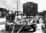 Vorführung eines Prototyps des Culemeyer-Transportsystems auf dem Anhalter Güterbahnhof in Berlin.   (27.04.1933) <i>Foto: RVM</i>
