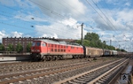 232 698 mit EZ 47420 (Maschen - Esbjerg) kurz vor der Norderelbebrücke in Veddel. (27.07.2015) <i>Foto: Joachim Schmidt</i>