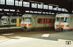 420 122, 420 140 und 420 142 auf der Linie S 6 (Langenfeld - Essen) in Düsseldorf Hbf. (17.03.1974) <i>Foto: Prof. Dr. Willi Hager</i>