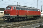 217 016 war eine von 15 Lokomotiven, die ursprünglich als V 160-Variante (bis 1968: Baureihe V 162) mit elektrischer Heizung am 01.10.1968 in Betrieb ging. Die zuletzt in Mühldorf stationierte Lok schied am 06.04.2009 aus dem Dienst aus (z) und wurde am 26.08.2010 ausgemustert. (28.08.1973) <i>Foto: Prof. Dr. Willi Hager</i>