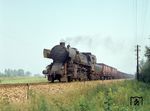 JZ 33-241 (ex 52 6245, BMAG, Erstabnahme: 27.10.1943) mit einem Güterzug bei Vinkovci im Osten Kroatiens unweit der heutigen Grenze zu Serbien. (25.08.1972) <i>Foto: Johannes Glöckner</i>