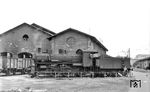Von der FS-Reihe 625 wurden zwischen 1910 und 1922 insgesamt 188 Exemplare gebaut, die sowohl im Reise- wie auch im Güterzugdienst eingesetzt wurden. Hier wendet FS 625.129 auf der Drehscheibe in Brescia. (27.08.1972) <i>Foto: Johannes Glöckner</i>