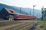 456 102 fährt als N 7343 in den Bahnhof Hirschhorn am Neckar ein. (25.04.1981) <i>Foto: Joachim Bügel</i>