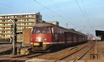 430 103 mit der samstäglichen Leistung des N 3112 (Hamm - Köln) im Bahnhof Köln-Mülheim. (19.01.1980) <i>Foto: Peter Schiffer</i>
