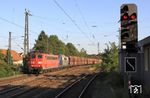 151 038 und 151 152 der RBH Logistics (einem Tochterunternehmen der DB Schenker Rail Deutschland AG und die Nachfolgegesellschaft von Werks-, Zechen- und Hafenbahnen) mit GM 47922 im Bahnhof Hilden. (28.09.2015) <i>Foto: Wolfgang Bügel</i>