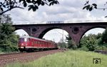 430 123 unter dem Viadukt der ehemaligen Strecke Bochum-Langendreer - Welver (-Soest) bei Witten-Annen Nord. (02.06.1984) <i>Foto: Peter Schiffer</i>