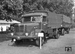 Auch die "Gummieisenbahn" wurde in Form eines neuen Büssing-Lkw in Essen gezeigt. (07.09.1951) <i>Foto: Willi Marotz</i>