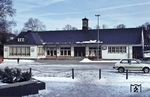 Der Bahnhof Hückeswagen an der (ehemaligen) Bahnstrecke zwischen Remscheid-Lennep und Wipperfürth. (20.02.1985) <i>Foto: Peter Schiffer</i>
