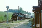 86 1001 verlässt mit GmP 68364 nach Schlettau den Bahnhof Walthersdorf im Erzgebirge. (18.06.1982) <i>Foto: Wolfgang Bügel</i>