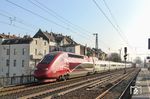 Seit 2013 wurde der Zuglauf des Thalys von Paris über Köln bis Essen verlängert. So kann seitdem der auf dem französischen TGV basierende Zug (hier THA 9401) auch in Düsseldorf-Oberbilk angetroffen werden.  (12.03.2016) <i>Foto: Joachim Bügel</i>