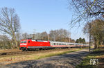120 103 hatte die Ehre, den IC 2013 (Leipzig - Oberstdorf) zu befördern, aufgenommen kurz vor Solingen. (14.03.2016) <i>Foto: Joachim Bügel</i>