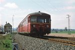 Als E 3511 ist 515 579 bei Deensen nahe Stadtoldendorf unterwegs. (26.04.1975) <i>Foto: Prof. Dr. Willi Hager</i>