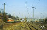 111 135 vor N 5426 an der Langen Brücke in Wuppertal-Vohwinkel. (06.02.1982) <i>Foto: Wolfgang Bügel</i>