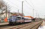 Und da ist sie endlich: Am 02.04.2016 wurde 110 469 von NationalExpress mit einem Wagen aus Delitzsch als DLr 469 in ihre neue Heimat nach Köln überführt. (02.04.2016) <i>Foto: Joachim Bügel</i>