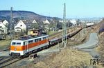 Und ein weiterer Güterzug (Ng 65415) mit der Düsseldorfer S-Bahn 111 162 am Posten 98a in Kreuztal Gbf. (21.02.1982) <i>Foto: Wolfgang Bügel</i>