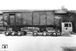 Neben der Fa. Kaelble aus Backnang stellte die Waggonfabrik Gotha Culemeyer-Zugmaschinen her, wie diesen Selbstfahrer, der zweiteilig ausgeführt wurde, um Güterwagen mit unterschiedlichen Achsständen verladen zu können. Wegen der Instabilität bei Leerfahrten erhielt er später einen festen Rahmen. (1935) <i>Foto: RVM</i>