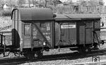 Der zur Stückgutbeförderung eingesetzte ehemalige Güterzugbegleitwagen Gwhu Nr. 02-91-46 in Leipzig. (20.03.1966) <i>Foto: Joachim Claus</i>