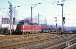 Ausfahrt des Ng 63726 mit 22 125 im Bahnhof Bochum-Nord.  (31.01.1981) <i>Foto: Joachim Bügel</i>
