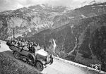 Ausflug in die Alpen mit einem offenen Dixi-Centaur-Cabriobus. (1928) <i>Foto: RVM</i>