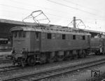 E 75 54 (Baujahr 1928) im Bahnhof München Ost. (07.1959) <i>Foto: Reinhard Todt</i>