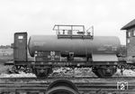 Zrd-Wagen Nr. 53-34-01 der Deutschen Reichsbahn mit 3 atü Betriebsdruck, vermietet an das VEB Chemiewerk Münchritz Weissig-Großenhain. (07.1958) <i>Foto: Gerhard Illner</i>