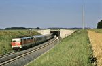 111 141 mit einem S-Bahnzug auf der Linie S 11 am S-Bahntunnel bei Köln-Chorweiler Nord. (04.07.1985) <i>Foto: Peter Schiffer</i>