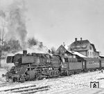 50 2447 (Bw Paderborn) mit einem Personenzug nach Brilon-Wald im Bahnhof Brilon Stadt. (26.02.1956) <i>Foto: Reinhard Todt</i>