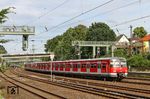 420 433 mit 420 415 rauscht als Lt 73064 (Düsseldorf Hbf - Wuppertal-Langerfeld) durch Gruiten. (29.06.2016) <i>Foto: Joachim Bügel</i>