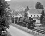ÖBB 52.7720 (Wiener Lokfabrik, Abnahme im April 1944) unterwegs mit einem Erzzug bei Admont. (26.08.1961) <i>Foto: Detlev Luckmann</i>