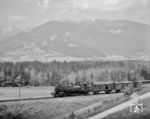 ÖBB 86.476 mit einem Güterzug bei Admont im Norden der Obersteiermark. (26.08.1961) <i>Foto: Detlev Luckmann</i>