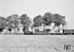 HSA Lok 33 "BRUCHHAUSEN" mit einem Güterzug bei Hoya.  (23.09.1961) <i>Foto: Detlev Luckmann</i>