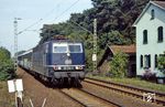 181 209 mit D 256 nach Paris südlich von Mörfelden. (29.09.1982) <i>Foto: Joachim Bügel</i>