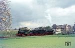 Lokzug mit 050 142, 89 7159 und Walsum 5 kurz vor Niedermendig. (09.05.1975) <i>Foto: Wolfgang Bügel</i>