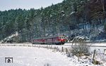 517 003 mit 517 002 unterwegs auf der Aartalbahn bei Breithardt als N 5673 nach Wiesbaden. (20.01.1983) <i>Foto: Joachim Bügel</i>