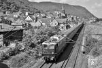 Von den Gleisen der Brohltalbahn entstand dieses Bild der E 10 116 (Bw Heidelberg) im Rheintal bei Brohl.  (06.09.1959) <i>Foto: B. Bishop</i>