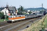 111 133 verlässt mit N 7546 den Bahnhof Boppard in Richtung Koblenz. (04.07.1983) <i>Foto: Wolfgang Bügel</i>