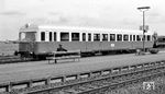 NVAG T 2 wurde 1956 von der Maschinenfabrik Esslingen an die Kleinbahn Niebüll-Dagebüll ausgeliefert und war dort bis 1992 im Einsatz. Das Fahrzeug blieb erhalten und wurde an den Deutschen Eisenbahn Verein (DEV) verkauft.  (03.08.1974) <i>Foto: Dr. Thomas Obst</i>