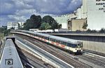 471 184 auf der S 11 nach Altona am Hamburger Hauptbahnhof. (09.09.1985) <i>Foto: Peter Schiffer</i>