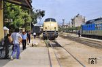 Rangierarbeiten mit OSE 414 (ex 221 129) im Bahnhof Elefsis nahe Athen. (29.05.1990) <i>Foto: Manfred Kantel</i>