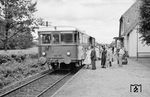 OHE DT 0512 (VT 2, Wismar, Baujahr 1938, ex LS T 3) in Hermannsburg. (12.08.1958) <i>Foto: Gerd Wolff</i>