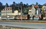 332 027 vom Bw Lichtenfels (Gmeinder, Baujahr 1963) macht sich im Bahnhof Coburg nützlich. (23.09.1983) <i>Foto: Wolfgang Bügel</i>