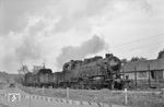 WLE 0122 mit einem Güterzug aus Lippstadt bei Warstein. (22.08.1963) <i>Foto: Kurt Eckert</i>