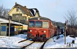 Das Dreiergespann mit 515 616, 515 624 und 212 084 auf dem Weg zurück ins Tal im Bahnhof Wuppertal-Küllenhahn. (27.01.1984) <i>Foto: Wolfgang Bügel</i>