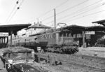 E 44 1174 (ex E 44 174w) mit elektrischer Widerstandsbremse im Bahnhof Weil am Rhein. Die im Dezember 1944 in Dienst gestellte Lok war bis Ende 1977 im Einsatz. (28.03.1968) <i>Foto: Joachim Claus</i>